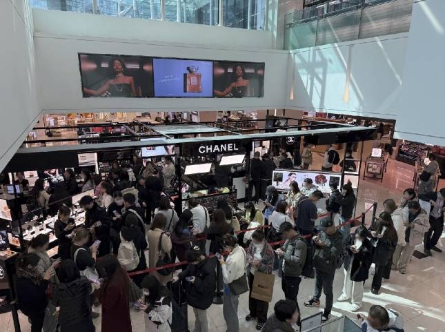 신세계백화점 본점 신관./사진=윤서영 기자 sy@