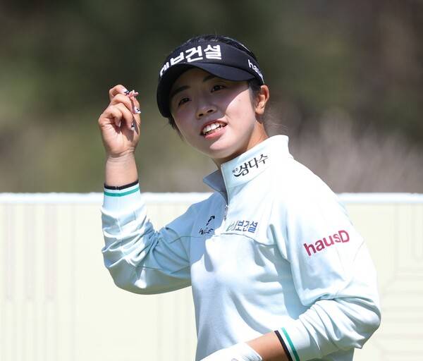 김민주, 유현조, 방신실, 서교림, 노승희, 이예원, 이가영, 박현경, 임희정, 배소현, 박혜준, 고지우, 고지원, 김민솔, 이율린, 임진영 프로 등과 함께 한국여자프로골프(KLPGA) 투어 2026시즌 iM금융오픈 2026에 출전하는 양효진 프로. 사진제공=KLPGA (사진을 무단으로 사용하지 마십시오.)