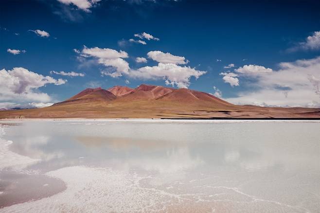 아르헨티나 옴브레 무에르토 염호 전경. 사진=포스코홀딩스