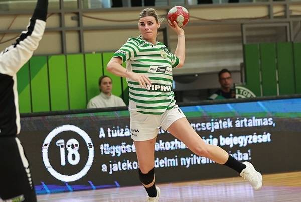 사진 2025/26 헝가리 여자 핸드볼 K&H 리그 페렌츠바로시와 알바 페헤르바르의 경기 모습, 사진 출처=페렌츠바로시