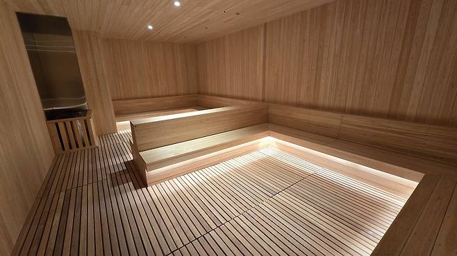 오티에르 반포 단지 내 건식 사우나. 홍승희 기자