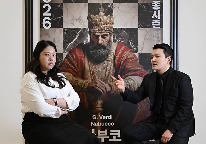 오페라 ‘나부코’ 에 출연하는 바리톤 최인식, 소프라노 최지은. 이상섭 기자