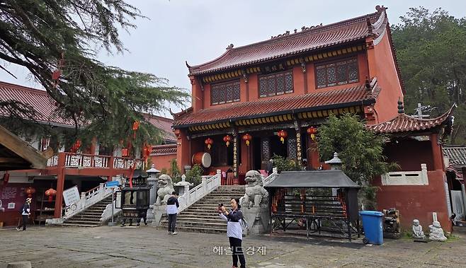 중국 안휘성 삼조사 조사전, 장경각