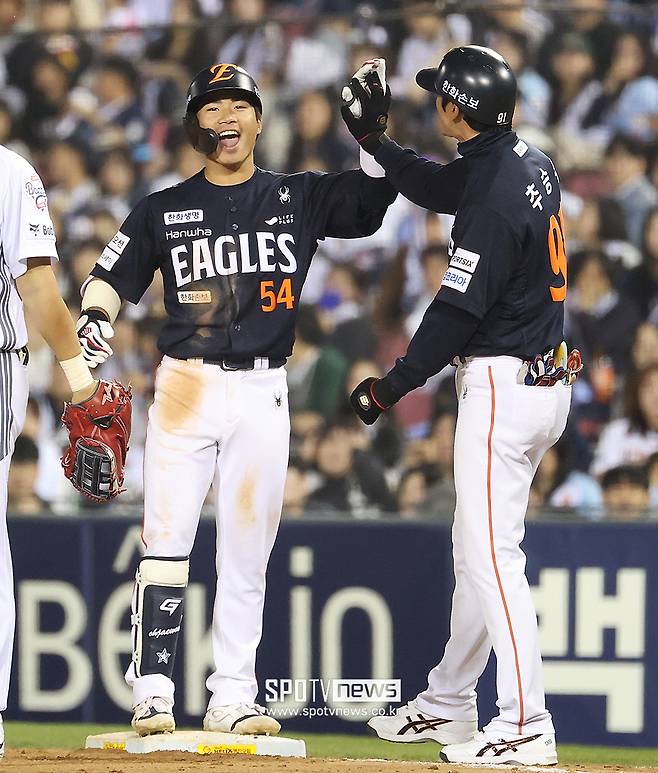 ▲ 오재원은 공수주 모두에서 고른 기량과 잠재력을 가지고 있으며, 올스타 중견수로 성장할 수 있는 자질이 있다는 데 이견이 없다 ⓒ곽혜미 기자