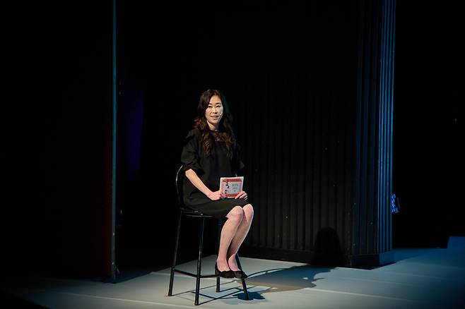 지난 9일 대구문화예술회관 비슬홀에서 열린 박현아와 함께하는 해설이 있는 발레에서 해설을 맡은 박현아 한국발레협회 대구경북지회 이사 겸 데시그나레 무브먼트 대표. <대구문예회관 제공>