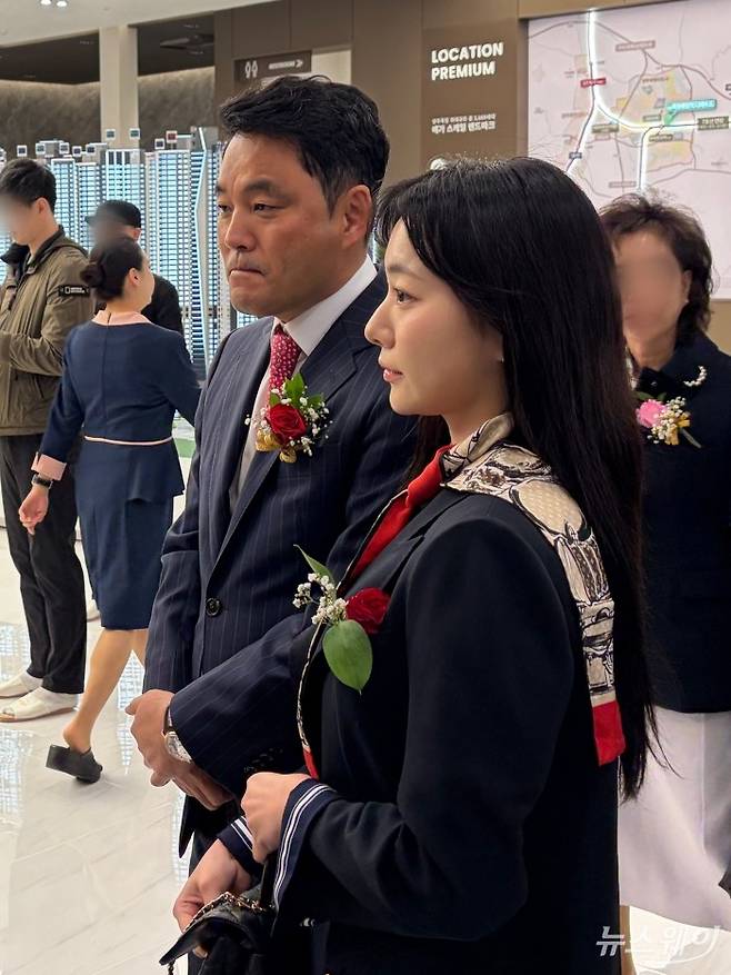 윤서영 대방산업개발 F&B사업부 실장, 윤대인 대방산업개발 대표. 사진=박상훈 기자