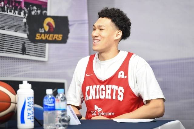 다니엘은 “내게 있어 첫 플레이오프다. 당연히 이길 것이고 우승할 것이다. 다 찢어버리겠다”고 이야기했다. 사진=KBL 제공