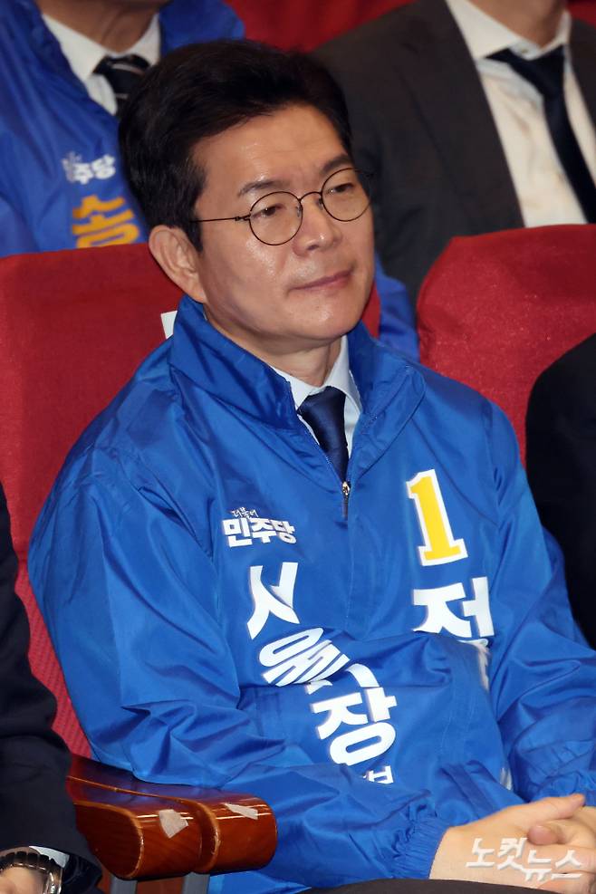 윤창원 기자