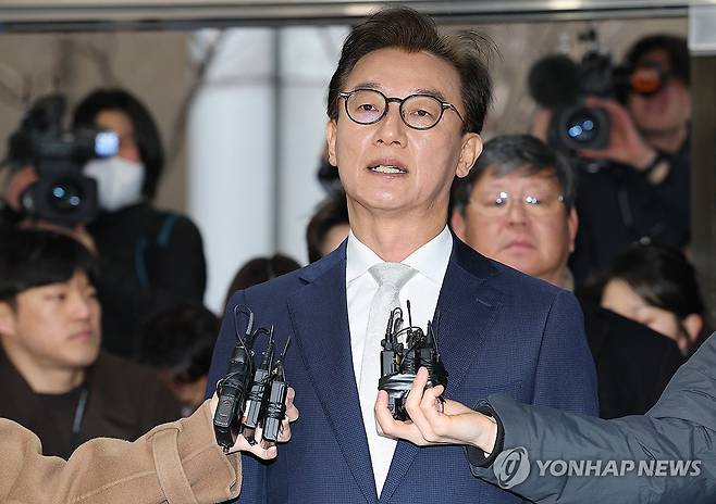 경찰청 출석하는 전재수 전 장관 [연합뉴스 자료사진]