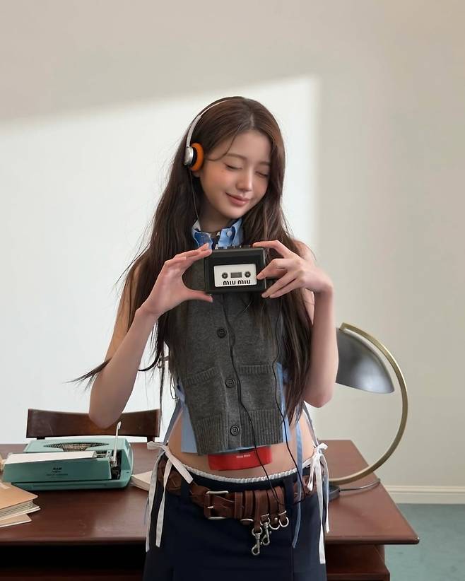 사진 = 장원영 인스타그램