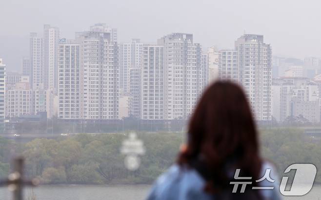 서울 한강 이북지역의 한 아파트 단지. 2026.4.10 ⓒ 뉴스1 구윤성 기자