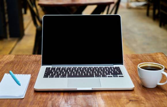 카공족 관련 이미지 [사진=픽사베이@Engin_Akyurt]