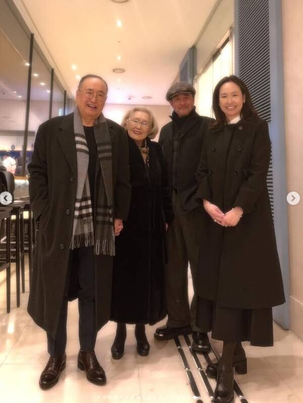 ▲ 최민수의 아내 강주은이 부모님과 함께한 근황을 공개해 화제다. 출처 l 강주은 SNS