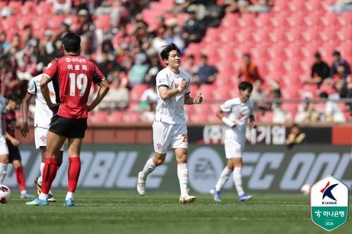 포항을 상대로 선제 결승 골로 K리그 데뷔골 맛을 본 제주 장민규. [한국프로축구연맹 제공. 재판매 및 DB 금지]