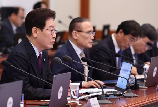 이재명 대통령이 9일 청와대에서 열린 수석보좌관회의에서 발언하고 있다. 2026.4.9 연합뉴스