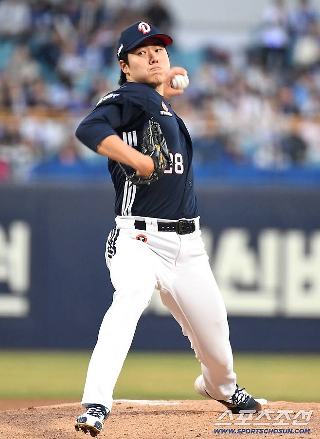 1일 대구 삼성라이온즈파크에서 열린 삼성과 두산의 경기. 선발 투구하고 있는 두산 최승용. 대구=송정헌 기자songs@sportschosun.com/2026.04.01/