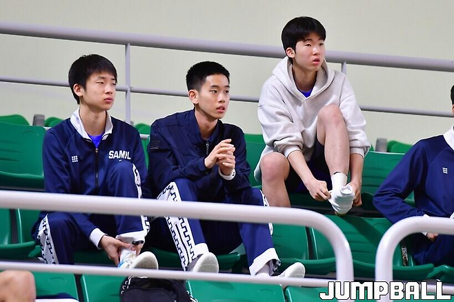 ▲홍우찬(삼일고 3학년), 양우혁(가스공사), 최영상(연세대 1학년)