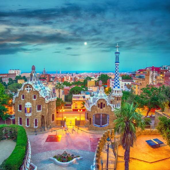 구엘 공원(1900~1914). 원래 60채 규모의 고급 주택단지로 기획됐으나 집이 두 채밖에 팔리지 않았다. 상업적으로는 실패했지만 유네스코 세계문화유산이 됐다. ⓒgettyimages