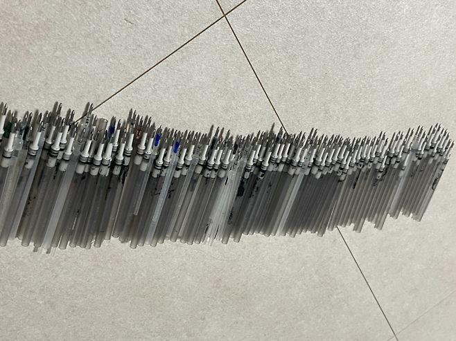 허은세 씨가 수험기간 중 사용했던 볼펜 심. 본인 제공.