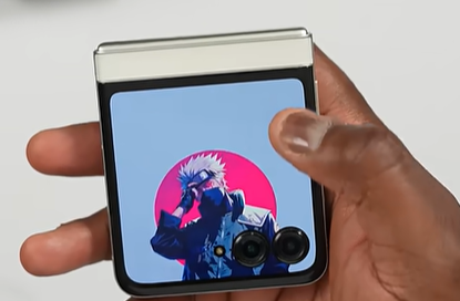 모토로라 ‘레이저 2025’ 시리즈 [유튜브 채널 ‘Booredatwork.com’ 캡처]