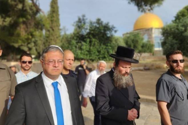 예루살렘 성지를 방문한 이타마르 벤-그비르 이스라엘 국가안보장관. 연합뉴스