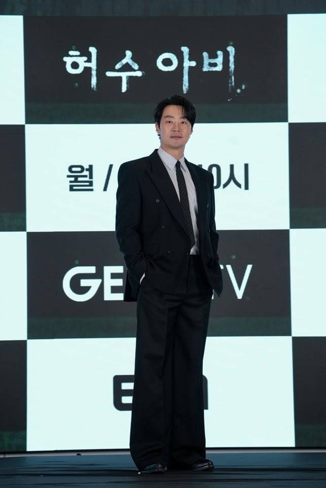 ENA 월화드라마 '허수아비'에 출연하는 배우 이희준 / 사진제공=KT스튜디오 지니