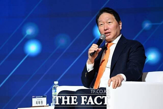 최태원 SK그룹 회장 겸 대한상공회의소 회장이 '한일 저출산 대책 교류위원회'의 한국 측 위원장을 맡는다. /남용희 기자