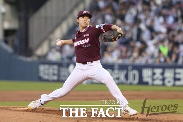 키움 히어로즈 배동현이 '인생 역전' 스토리를 만들어내고 있다. 배동현은 한화 이글스에서 전혀 주목받지 못하다 키움으로 이적한 뒤 3승으로 승승장구하고 있다. /키움 히어로즈