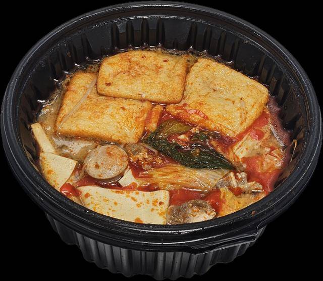 식중독을 일으키는 황색포도상구균이 검출된 '춘리마라탕' 명동본점의 '대한민국 대표 마라탕' 제품. 한국소비자원 제공