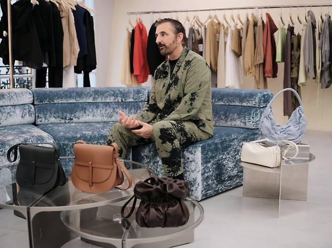 보나스트레 타임 컬렉션은 4종으로 출시됐다. ⓒ한섬