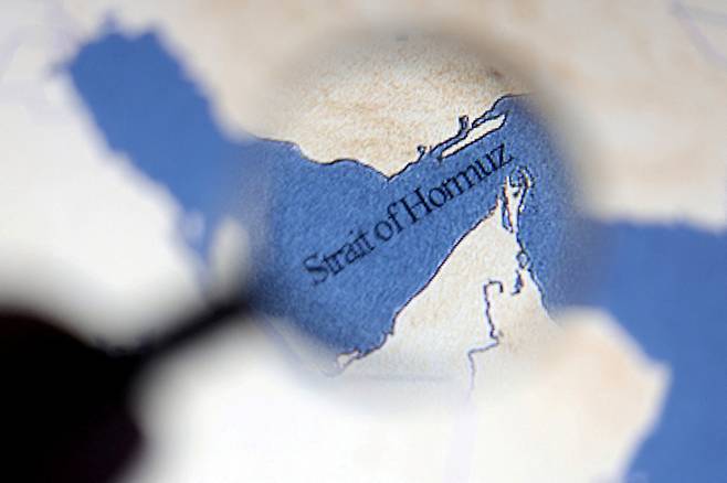 이란 호르무즈 해협 지도 이미지/그래픽=로이터