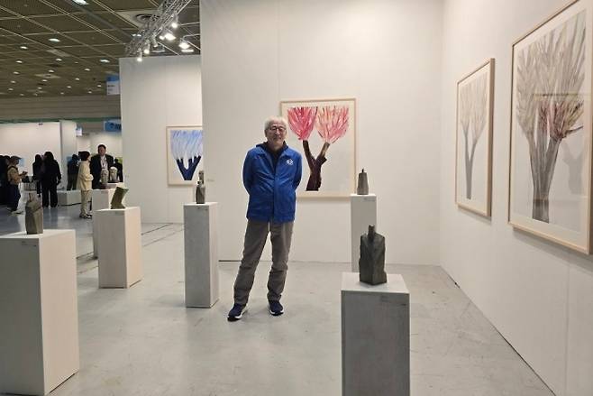 화랑미술제에 참여한 PKM 부스의 모습. 조각가 정현의 솔로 부스를 선보였다. 윤수경 기자