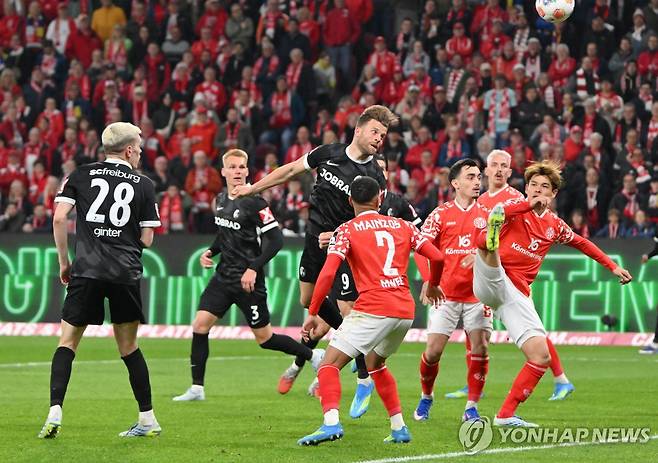 결승골 내준 순간 [AP=연합뉴스]