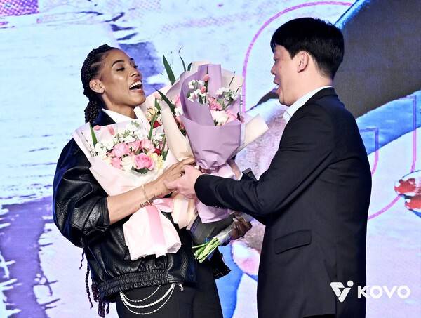 GS칼텍스 실바와 이영택 감독. /사진=KOVO