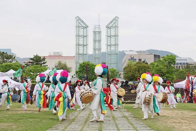‘제43회 경남민속예술축제’ 모습. [사진제공=창원특례시]