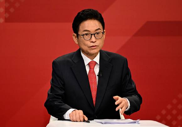 지난 3월 31일 오후 대구 수성구 TBC에서 열린 국민의힘 경북도지사 경선 1차 비전토론회에서 이철우 후보가 발언하고 있다. 2026.3.31 [사진=연합뉴스]