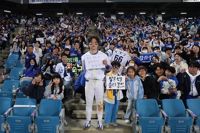 4월 10일 대구 NC전에서 사이클링 히트 기회를 잡고도 팀을 위해 3루까지 내달린 삼성 박승규. 사진 삼성 라이온즈