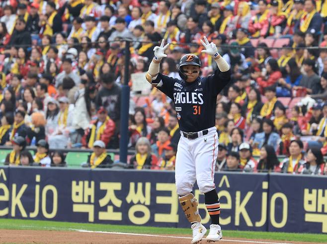 지난해 한국시리즈 1차전에서 경기했을 당시 손아섭. 연합뉴스