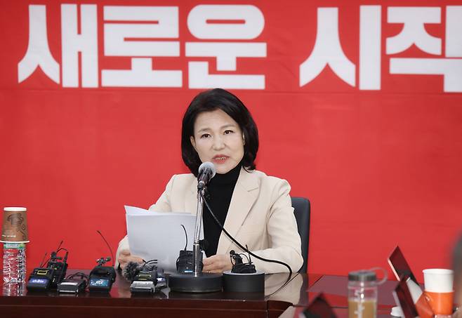 이진숙 전 방송통신위원장이 14일 오후 대구 수성구 국민의힘 대구시당에서 기자회견을 하고 있다. 이 전 위원장은 국민의힘 대구시장 경선에서 컷오프(공천 배제)된 뒤 독자적으로 선거운동을 이어오고 있다. [연합뉴스]
