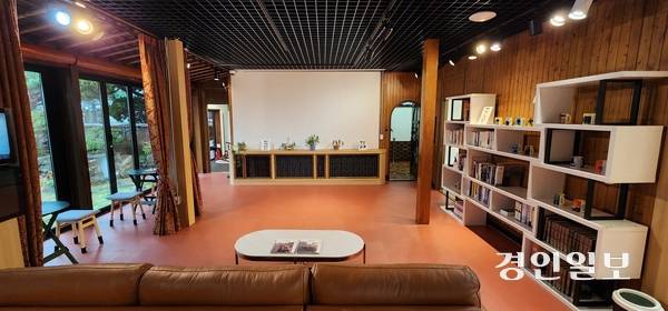 1층 공간. /김성호기자 ksh96@kyeongin.com