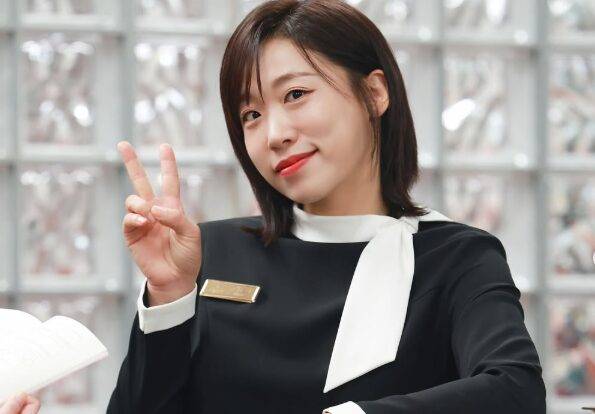 영화 '뷰티 인사이드' '26년' 등에서 얼굴을 알린 배우 이미도는 여전히 다양한 작품으로 매력을 발산하고 있다. 최근에는 지난 5일 종영한 드라마 '미혼남녀의 효율적 만남'에서 호텔 구매팀 직원 역으로 활약했다. 사진=이미도 인스타그램