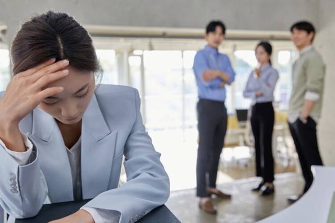 왕따와 집단 따돌림은 학교에만 있는 건 아니다. 직장이나 군대에도 왕따 문화가 있다. 사진=게티이미지뱅크