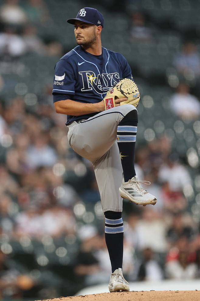 셰인 맥클라나한이 15일(한국시각) 시카고 레이트필드에서 열린 화이트삭스와의 원정경기에 등판해 1회말 투구를 하고 있다. AFP연합뉴스