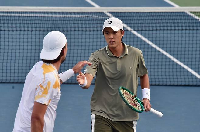 남지성, 패트릭 니클라스 살미넨 조. 사진제공 부산오픈조직위