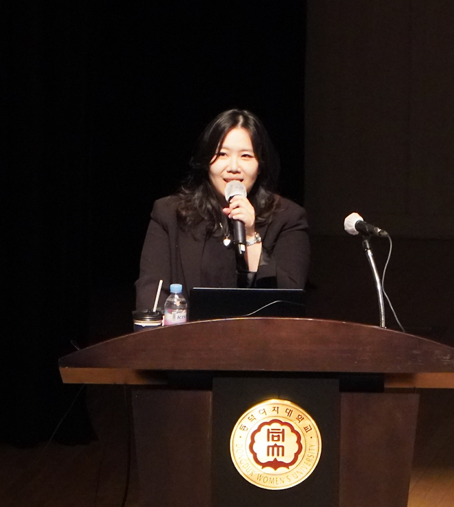 동덕여대는 지난 7일 100주년기념관에서 빅마마 소속 가수인 박민혜 한양대 실용음악과 교수의 초청 특강을 열었다.동덕여자대학교