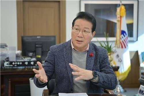 김진홍 전 부산 동구청장. 사진=연합뉴스