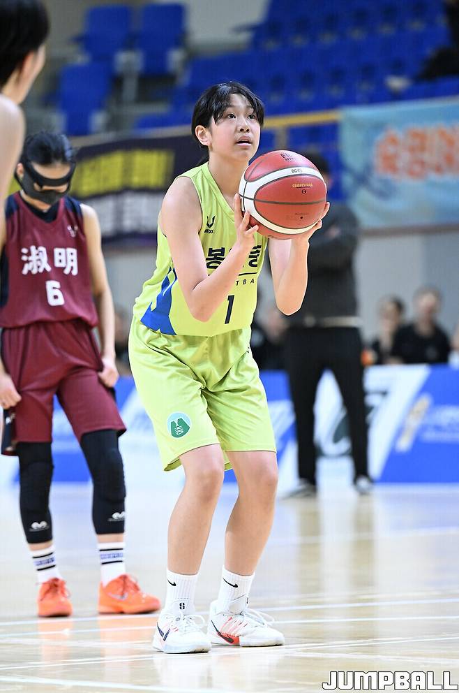 ▲박찬종의 누나 봉의중 2학년에 재학 중인 박소영