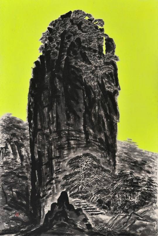 묵산(Majestic Mountain Green), 193×130cm, Color and Ink on Korean Paper, 2026