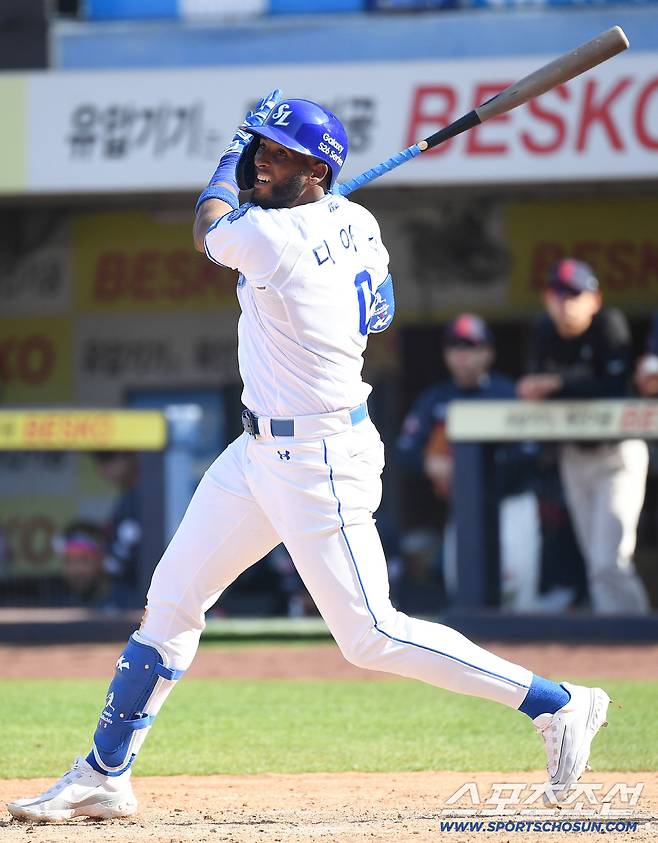 28일 대구 삼성라이온즈파크에서 열리는 삼성과 롯데의 개막전 경기. 타격하는 삼성 디아즈. 대구=송정헌 기자songs@sportschosun.com/2026.03.28/