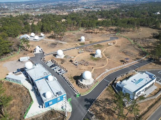 컨텍 제주지상국(민간 우주지상국).